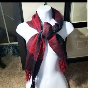 Red and black scarf